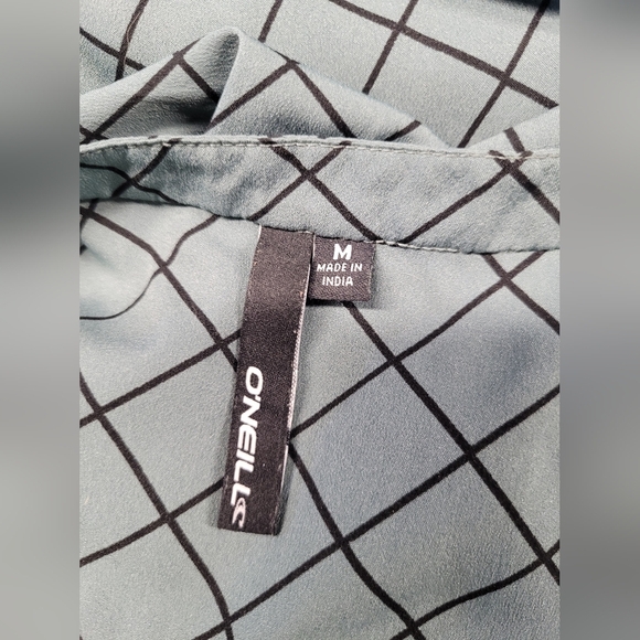 O'Neill Diamond Pattern Button Down Dress M Adjustable Sleeve Like New - Picture 6 of 6